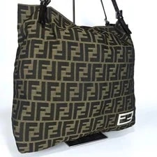 Fendi — Fendi Mamma Baguette Bucket Auth — Handbag — resale