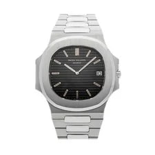 Patek Philippe — Patek Philippe Nautilus Steel Auto 40mm Bracelet 3700/1A — Watch — resale