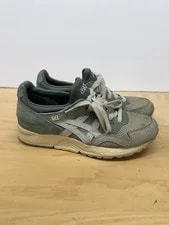 Asics — Asics Gel-Lyte III OG Size 7 Light — Sneaker — resale