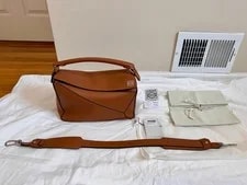 Loewe — Loewe Puzzle Medium Classic Excellent Condition — Handbag — resale