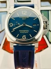 Panerai — Panerai Luminor GMT 01033 44mm Blue Dial / 2 OEM Straps - PAM01033 — Watch — resale