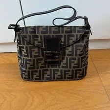 Fendi — Fendi Flap Mama Baguette — Handbag — resale