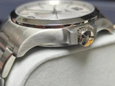 Longines — Longines Conquest V.h.p. Quartz Silver Dial 43mm (L3.726.4.76.6) - Under Warranty - $450 Shipped Conus (Ships From Iowa) — Watch — resale