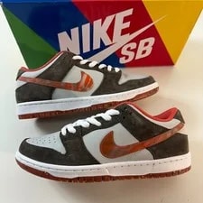 Nike SB — Nike SB Dunk Low Crushed D.C. Golden Hour Size 7.5 NEW — Sneaker — resale