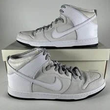 Nike SB — Nike Sb High Anti Hero — Sneaker — resale