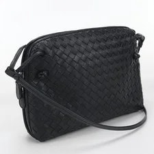 Bottega Veneta — Good Condition Bottega Veneta Bulk Pu — Handbag — resale