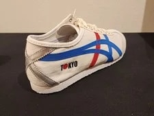 Onitsuka Tiger — Onitsuka Tiger Mexico 66 Tokyo Limited Edition — Sneaker — resale