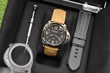 Panerai — Panerai Luminor Base Logo 44mm Stainless Steel Black Dial PAM01086 Full Set — Watch — resale