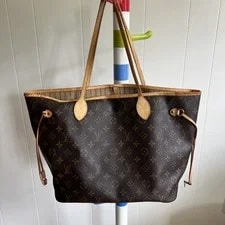 Louis Vuitton — Louis Vuitton Handbags Neverfull Mm — Handbag — resale