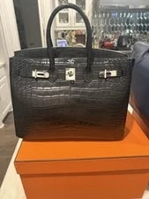 Hermès — Hermes Matte 35 Birkin ! — Handbag — resale