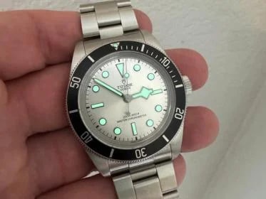 Tudor — Tudor Black Bay 68 43mm Ref M7943A1A0NU Metas Full Kit 2025 -$3,650 — Watch — resale
