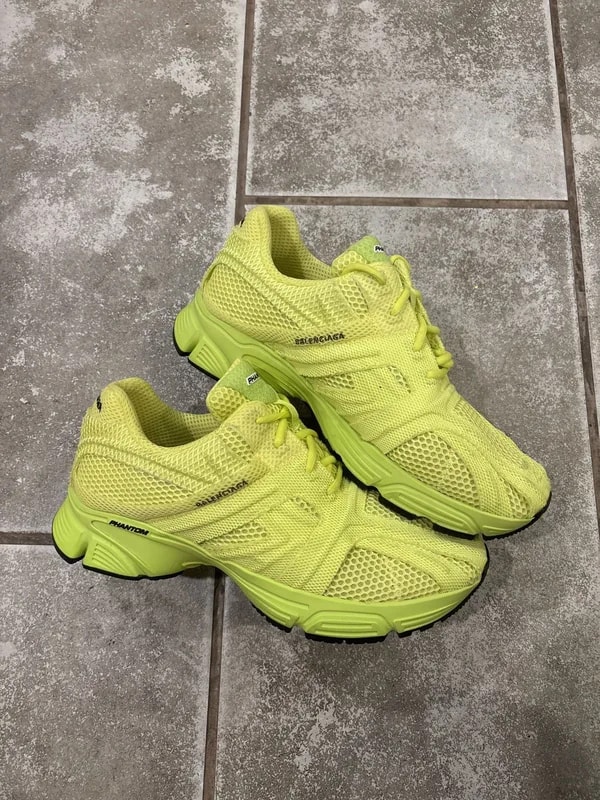 Balenciaga — Balenciaga Phantoms — Sneaker — resale