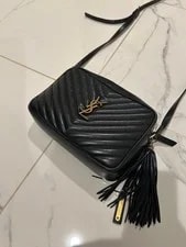 Saint Laurent — Saint Laurent Lou Camera : 308,000 Yen — Handbag — resale