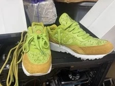 Saucony — Saucony 6000 Shoes Size 11 Avocado Toast — Sneaker — resale
