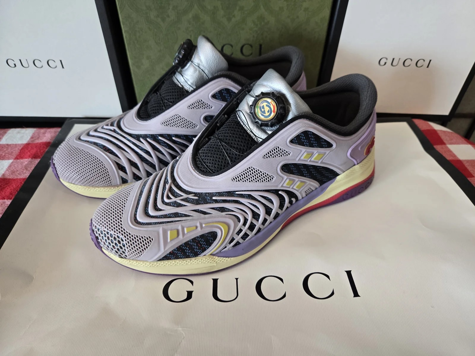 Gucci — Gucci Ultrapace R — Sneaker — resale