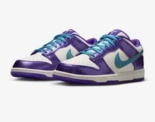 Nike — Nike Dunk Low Kobe Protro Charlotte To LA — Sneaker — resale