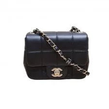 Chanel — Chanel 23A CF Flap 18cm P206234322 — Handbag — resale