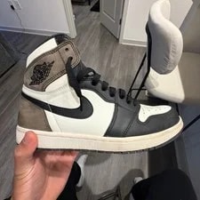 Air Jordan — Air Jordan 1 Retro High OG 555088-105 ’S — Sneaker — resale