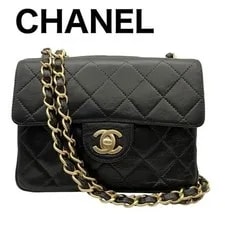 Chanel — Chanel Square Flap Chain Crossbody Auth — Handbag — resale