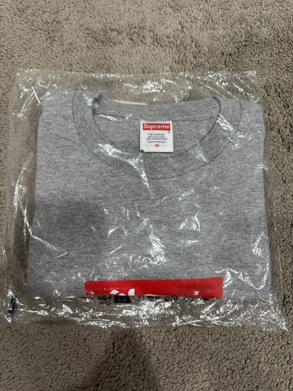 Supreme — Supreme X Arabic Tee — streetwear — resale