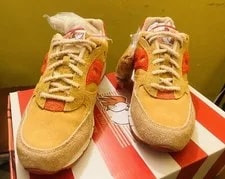 Saucony — Saucony X END. 6000 “Fried Chicken” Limited Release — Sneaker — resale