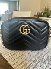Gucci — Gucci Chevron GG Marmont Small Zip Crossbody Chain Strap — Handbag — resale