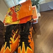 Puma — Puma Scoot ONE Cheetos ’s Size 10 Complete Limited Edition Bag 309840 02 — Sneaker — resale