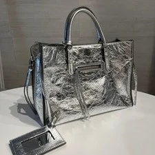 Balenciaga — Balenciaga City #QYELZ0 — Handbag — resale