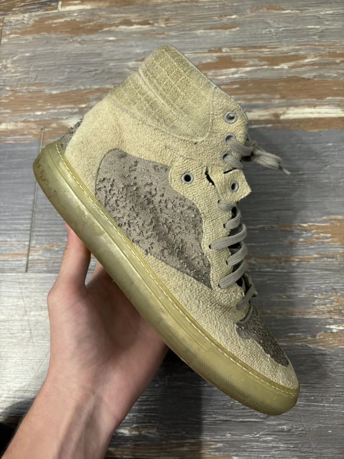 Balenciaga — Balenciaga City High — Sneaker — resale