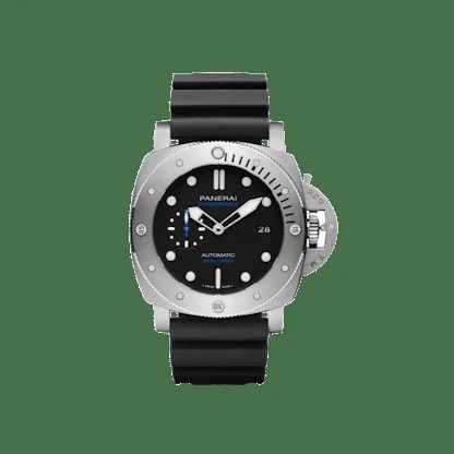 Panerai — Panerai Submersible Titanio — Watch — resale
