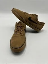 Nike SB — Nike SB Chron 2 Size 11 Gum Athletic Shoes DM3494-201 — Sneaker — resale