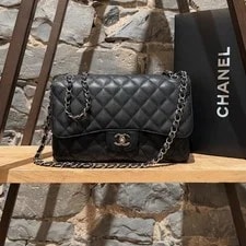Chanel — Chanel Classique Double Flap Chain — Handbag — resale
