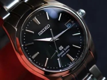 Grand Seiko — Grand Seiko SBGA003 9R65-0AA0 Spring Drive Black Dial — Watch — resale
