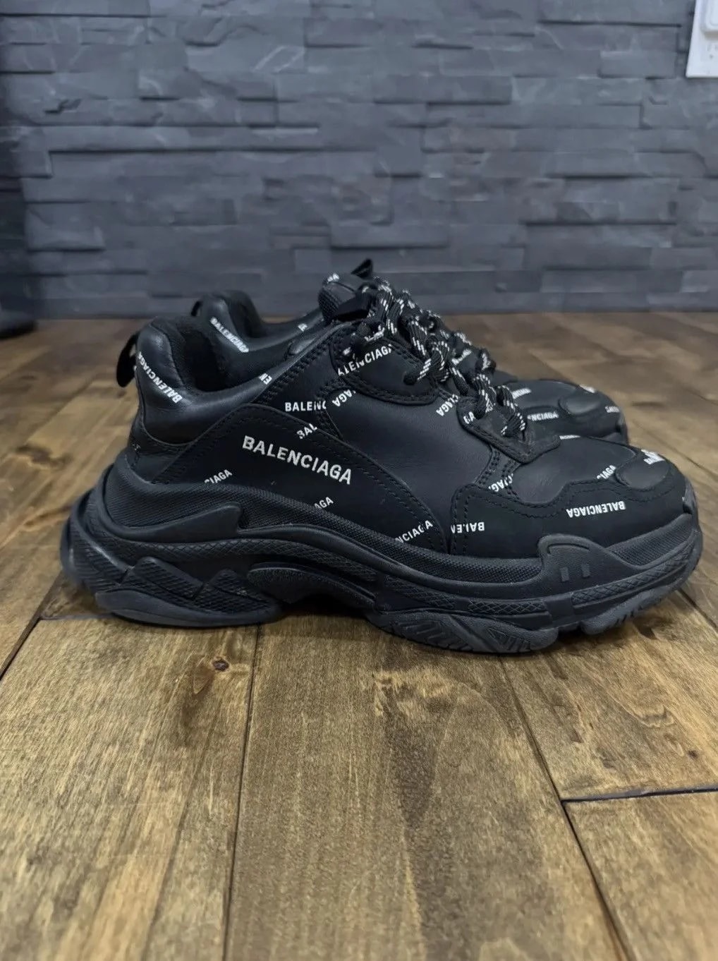Balenciaga — Balenciaga Triple S All Logo — Sneaker — resale