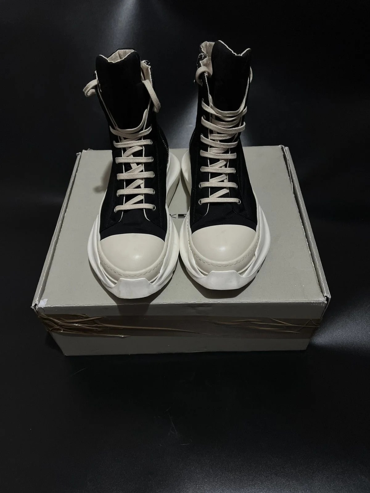 Rick Owens — Rick Owens Abstract High – /Milk — Sneaker — resale