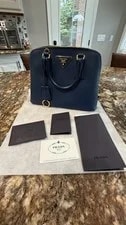 Prada — Authentic Prada Promenade Small Satchel — Handbag — resale