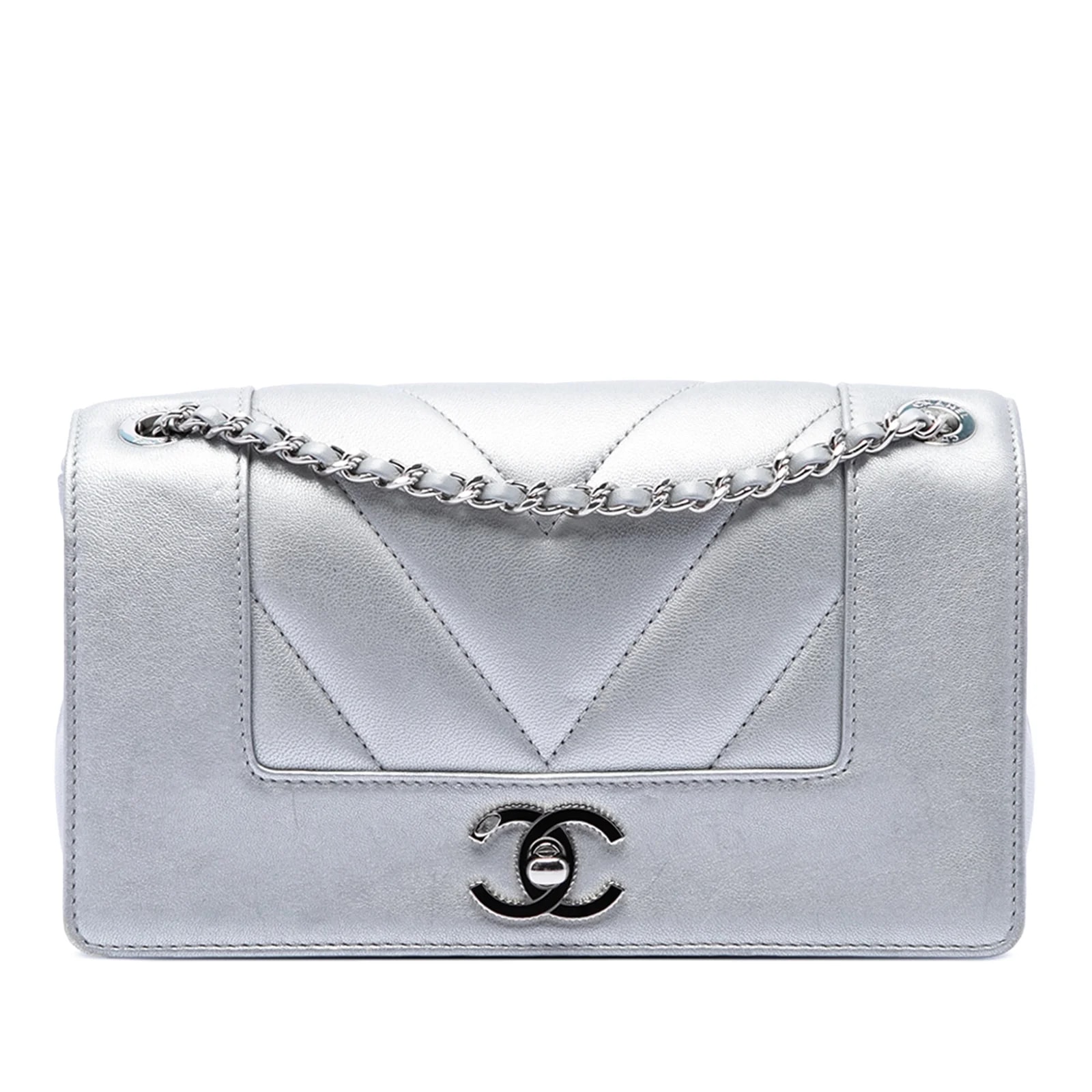 Chanel — Chevron Mademoiselle Flap — Handbag — resale
