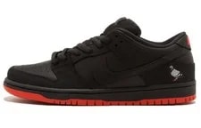 Nike SB — Nike SB Dunk Low 883232-008 — Sneaker — resale