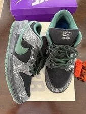 Nike SB — There Skateboards Nike SB Dunk Low QS Size 10.5 HF7743-001 Complete Set — Sneaker — resale