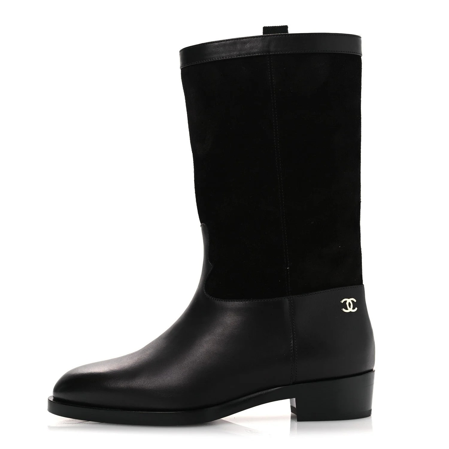 Chanel — CC Short 37 — Designer Shoe — resale