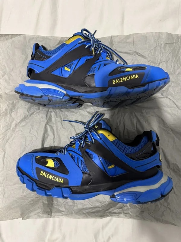 Balenciaga — Balenciaga Track LED / – Size EU 43 — Sneaker — resale