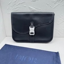 Dior — Dior CD Letter Buckle Flap Closure Grain - Excellent #1VAWKEJ — Handbag — resale