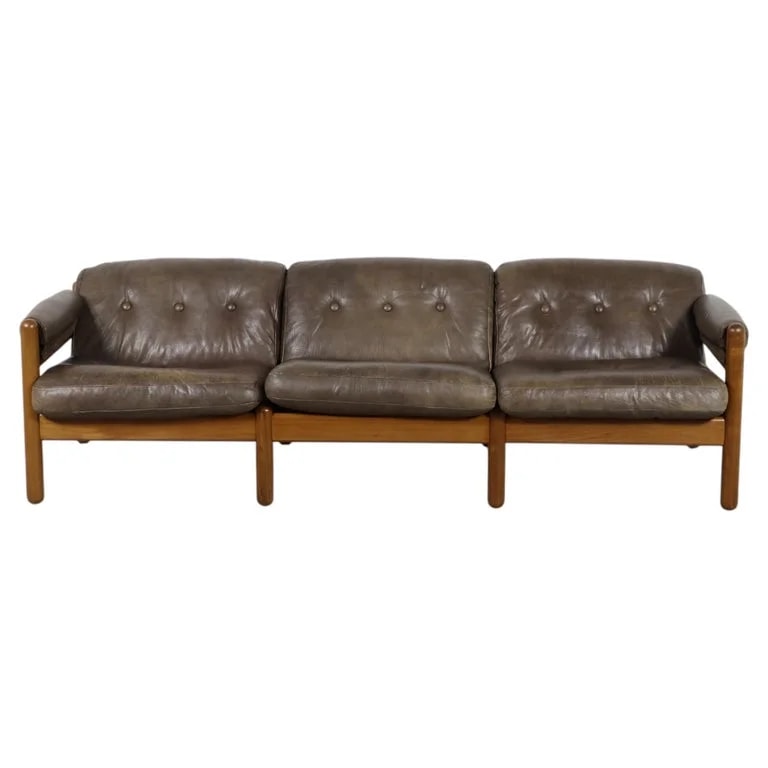 A. Mikael Laursen, Illum Wikkelsø — Illum Wikkelsø Model 380 Three-Seat , 1970s — Furniture — resale