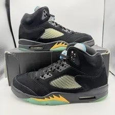 Jordan — Air Jordan 5 Retro ' Size 10.5 DD0587-047 — Sneaker — resale