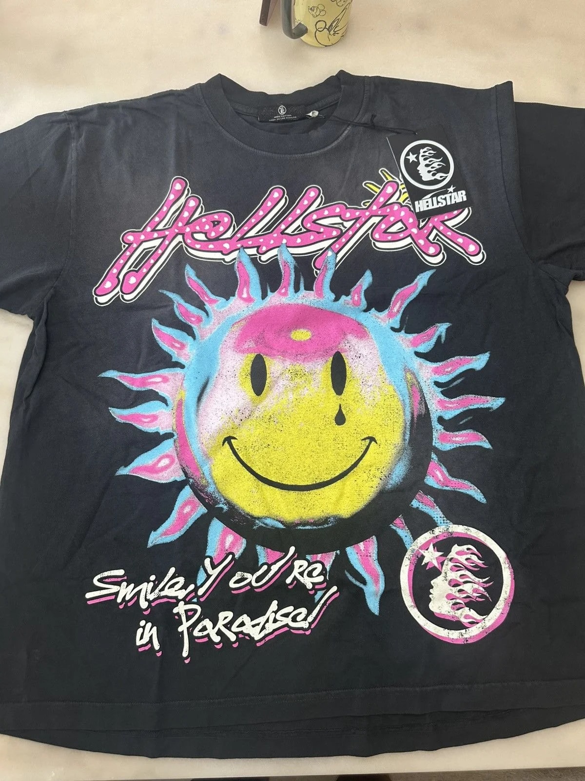 Hellstar SUN Smile TEE — streetwear — resale