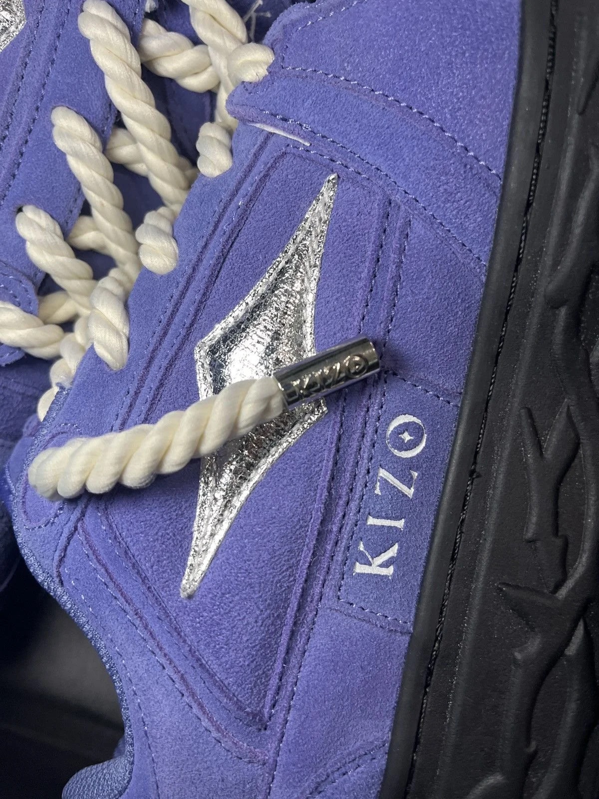 Born — Kizo Kicks “Born in Ice” - 1 of 300 — Sneaker — resale