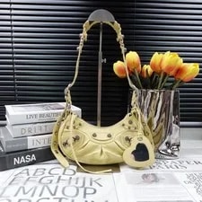 Balenciaga — Balenciaga City T10263918 — Handbag — resale