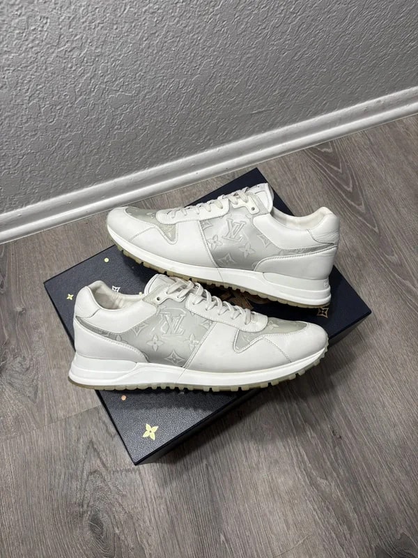 Louis Vuitton — Louis Vuitton Run Away Skate Size 9LV 10US — Sneaker — resale