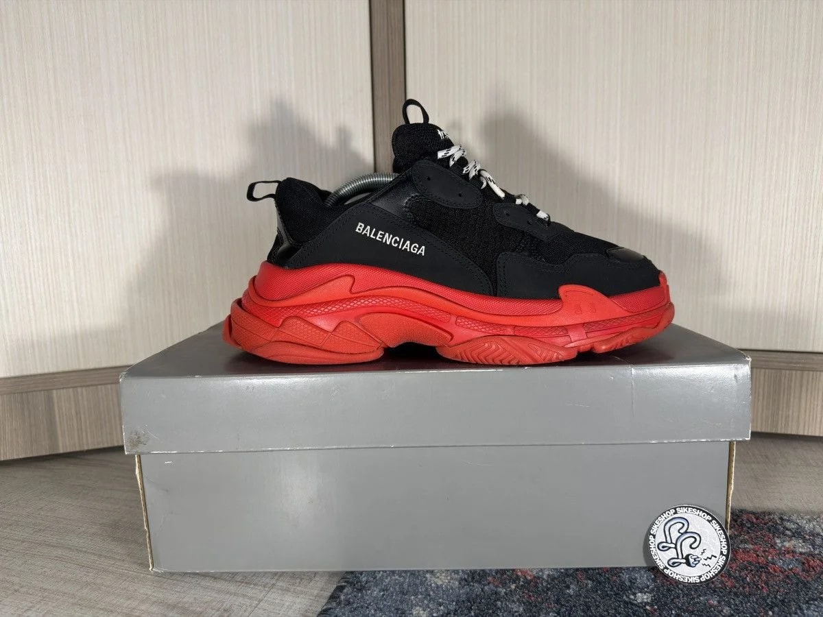 Balenciaga — Balenciaga Triple S Sole — Sneaker — resale