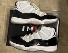 Air Jordan — Air Jordan 11 Retro High 2018 — Sneaker — resale